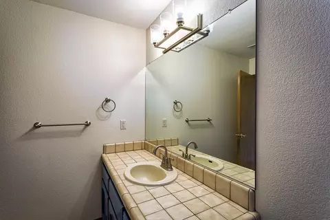11557 Norton Ln, Redding, CA 96003 photo 18