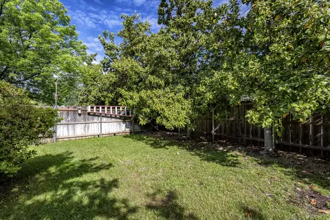 11557 Norton Ln, Redding, CA 96003 photo 28