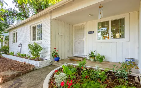 2437 California St, Redding, CA 96001 photo 1
