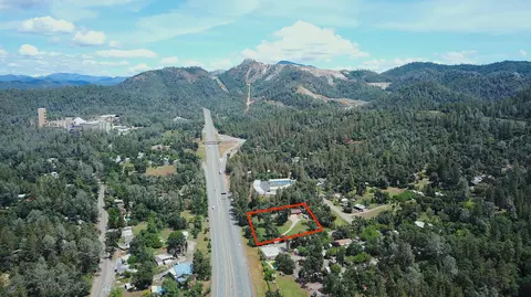 15048 Fawndale Rd, Redding, CA 96003 photo 3