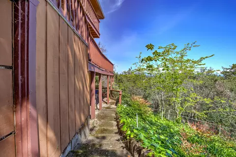 8809 Valley View Rd, Redding, CA 96001 photo 26