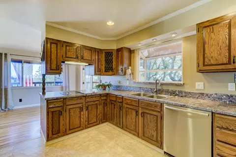 8809 Valley View Rd, Redding, CA 96001 photo 14