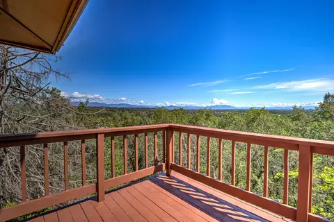 8809 Valley View Rd, Redding, CA 96001 photo 9