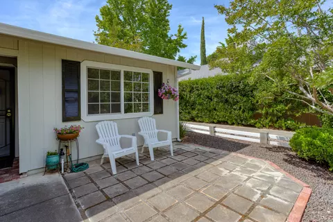 4116 Cirrus St, Redding, CA 96002 photo 3