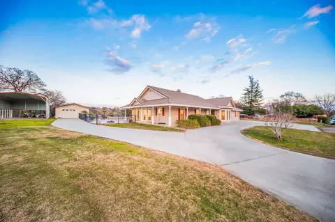 13780 Lisa Way, Red Bluff, CA 96080 photo 2