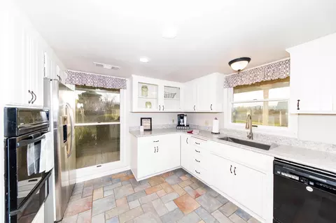 13780 Lisa Way, Red Bluff, CA 96080 photo 7