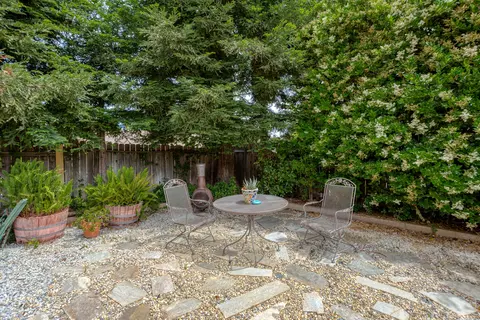 2125 Cumberland Dr, Redding, CA 96001 photo 26