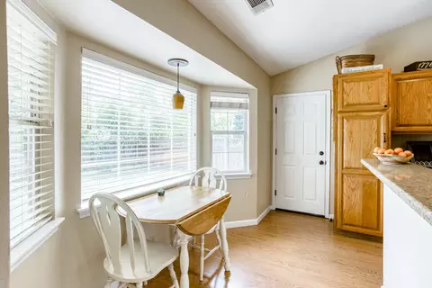 2125 Cumberland Dr, Redding, CA 96001 photo 15