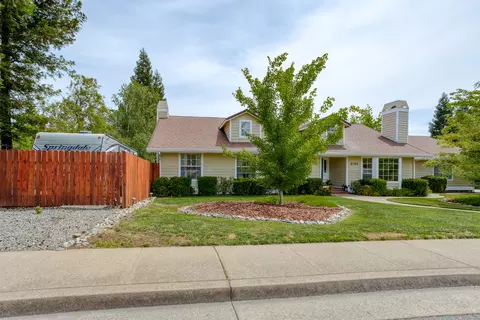 2125 Cumberland Dr, Redding, CA 96001 photo 38