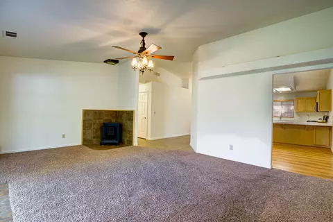 1762 Almaden Dr, Redding, CA 96001 photo 6