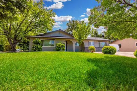 4181 Diane St, Redding, CA 96002 photo 1