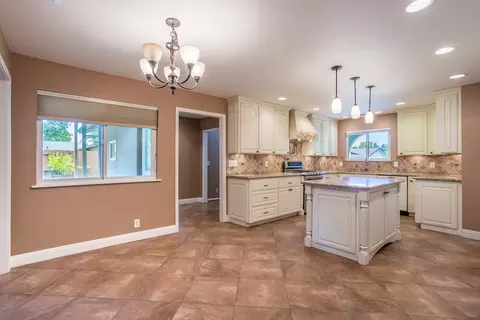 4181 Diane St, Redding, CA 96002 photo 8