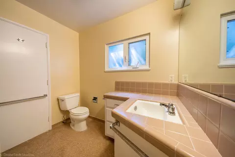 845 Lakeview Dr, Redding, CA 96001 photo 13