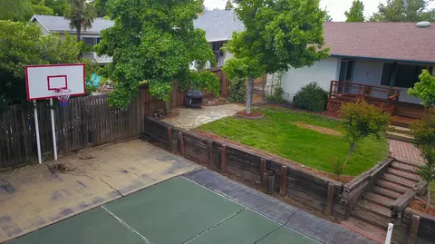4055 Meander Dr, Redding, CA 96001 photo 8