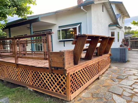 4055 Meander Dr, Redding, CA 96001 photo 11
