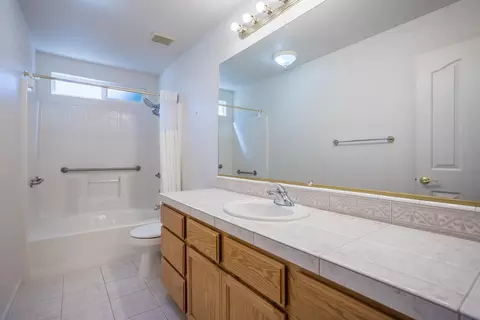 3924 Bristol Dr, Redding, CA 96002 photo 12