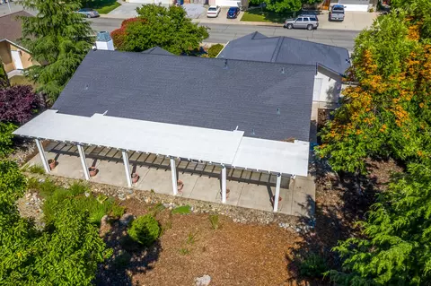 3924 Bristol Dr, Redding, CA 96002 photo 18