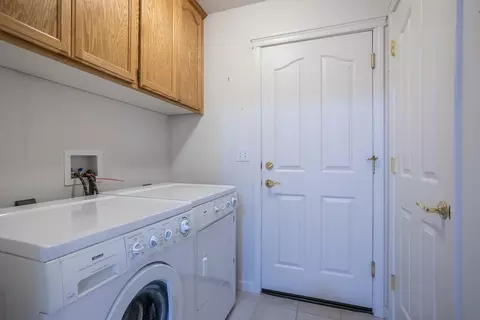 3924 Bristol Dr, Redding, CA 96002 photo 14