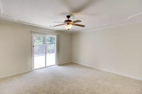 2867 Newbury Ln, Redding, CA 96002 photo 18