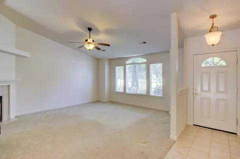 2867 Newbury Ln, Redding, CA 96002 photo 12