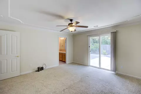 2867 Newbury Ln, Redding, CA 96002 photo 16