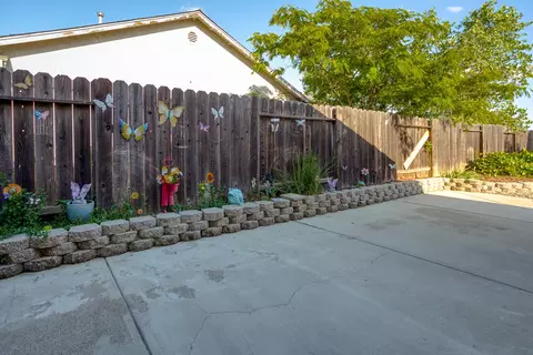 16895 Santa Barbara Dr, Redding, CA 96003 photo 26