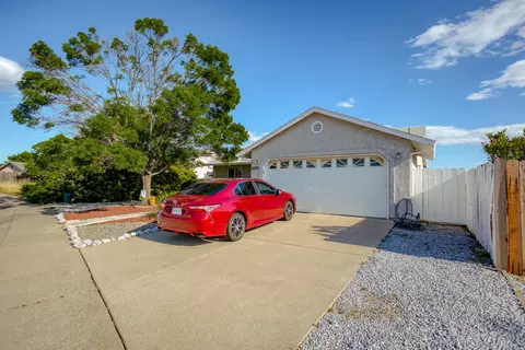 16895 Santa Barbara Dr, Redding, CA 96003 photo 3