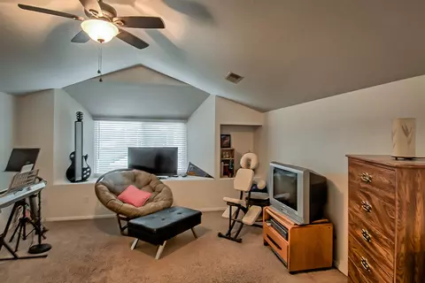 1698 Marigold Way, Redding, CA 96003 photo 37