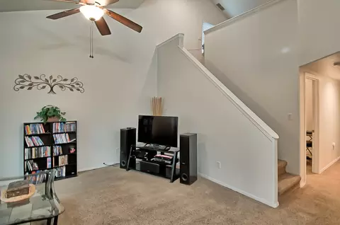 1698 Marigold Way, Redding, CA 96003 photo 6