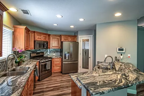 563 Fair Hill Dr, Redding, CA 96003 photo 11