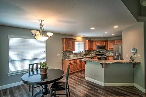 563 Fair Hill Dr, Redding, CA 96003 photo 10