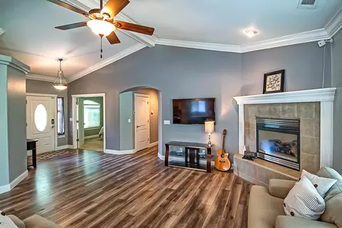 563 Fair Hill Dr, Redding, CA 96003 photo 5