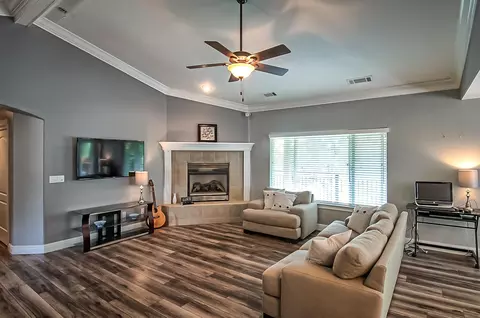 563 Fair Hill Dr, Redding, CA 96003 photo 6