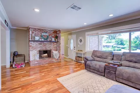 3673 Victoire Way, Redding, CA 96002 photo 7