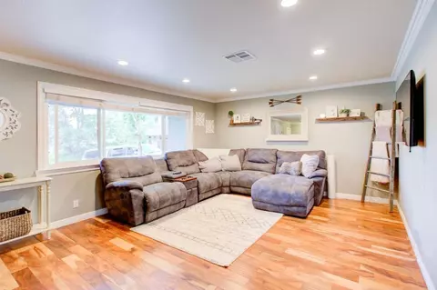 3673 Victoire Way, Redding, CA 96002 photo 5