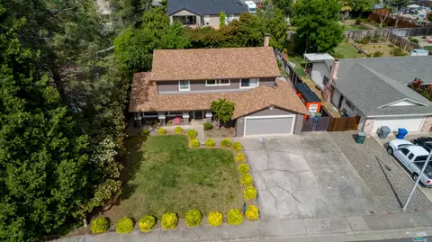 2542 Lake Redding Dr, Redding, CA 96003 photo 73