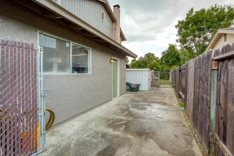 2542 Lake Redding Dr, Redding, CA 96003 photo 35