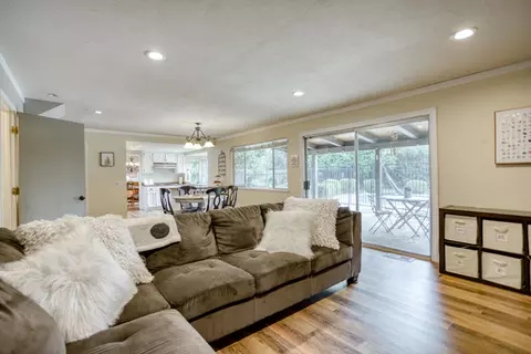 2542 Lake Redding Dr, Redding, CA 96003 photo 55
