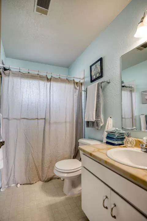 2542 Lake Redding Dr, Redding, CA 96003 photo 62