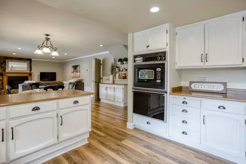 2542 Lake Redding Dr, Redding, CA 96003 photo 50