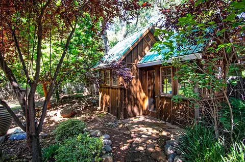 4846 St Charles Dr, Redding, CA 96002 photo 29