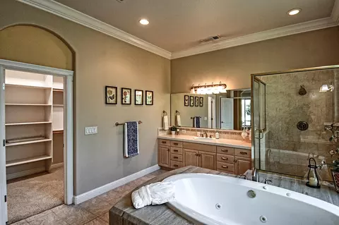 4846 St Charles Dr, Redding, CA 96002 photo 16