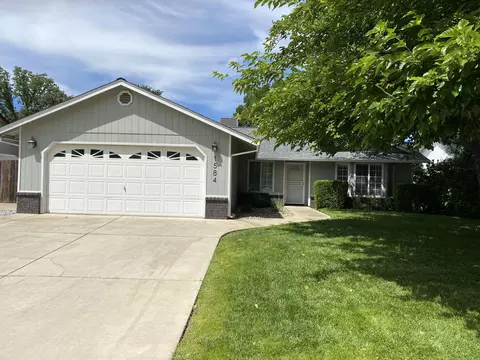 1584 Lavender Way, Redding, CA 96003 photo 2