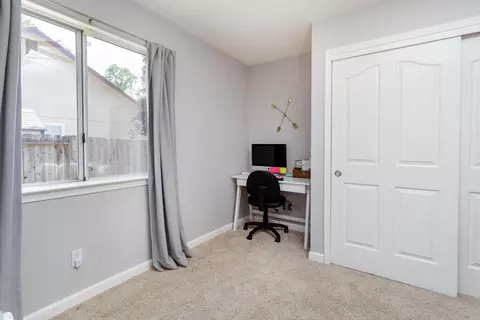 1584 Lavender Way, Redding, CA 96003 photo 14