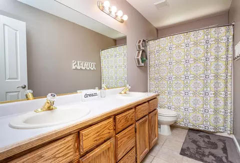 1584 Lavender Way, Redding, CA 96003 photo 11