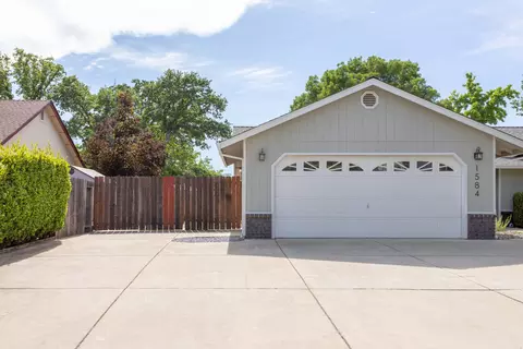 1584 Lavender Way, Redding, CA 96003 photo 4
