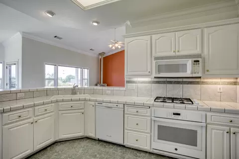 2953 Starburst Dr, Redding, CA 96001 photo 9
