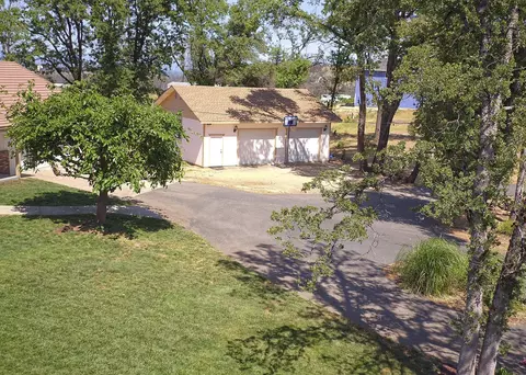 15810 Briarwood, Redding, CA 96001 photo 3