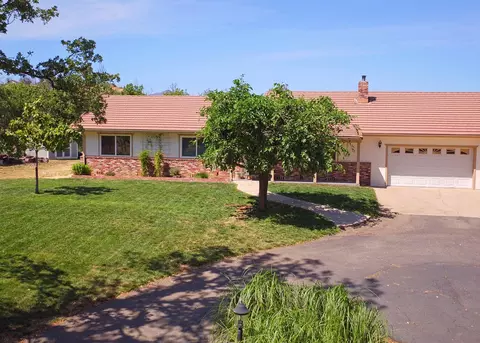 15810 Briarwood, Redding, CA 96001 photo 2