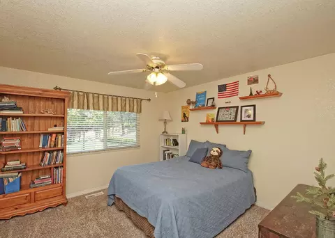 15810 Briarwood, Redding, CA 96001 photo 14